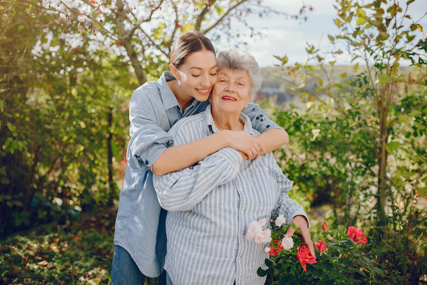 Are There Easy Ways to Help Your Parent Adjust to Elderly Care Services?